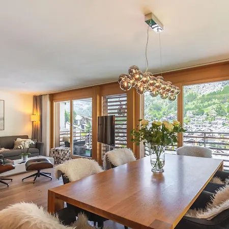 Modern Apartment With View Over Zermatt Buitenkant foto