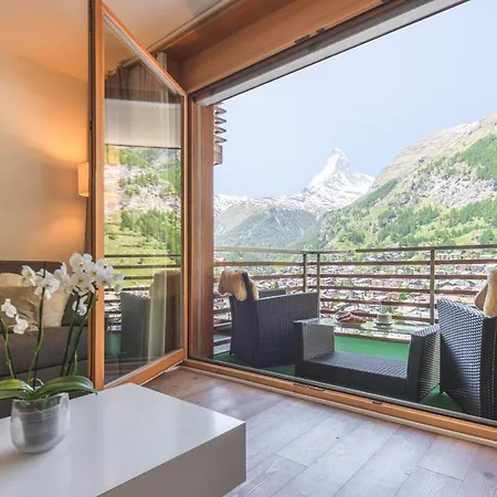 Modern Apartment With View Over Zermatt Buitenkant foto